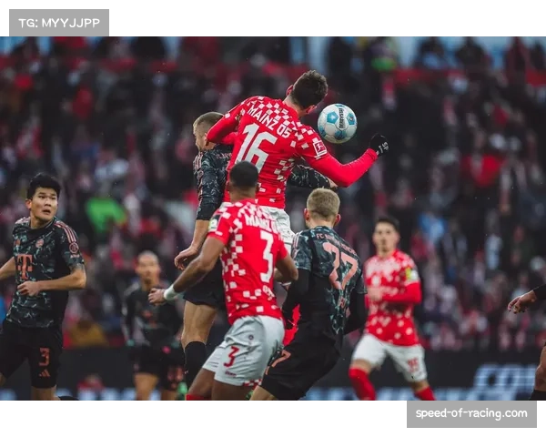 美因茨第一脚出球质量，李在城缺阵导致中场失控被拜仁压制